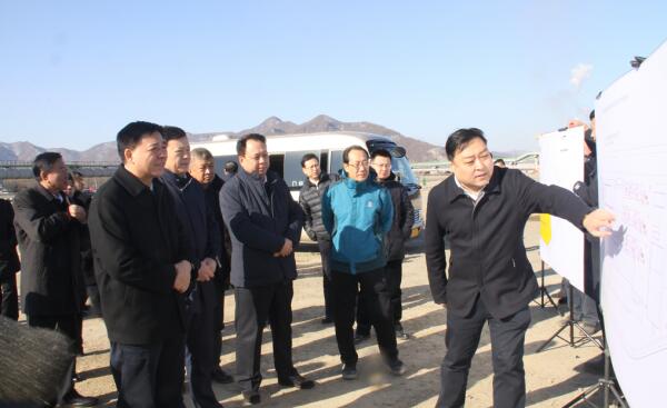 市委书记崔枫林市长田树槐到本溪桥北经济开发区现场办公 解难题 优