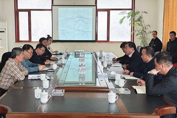 吴世民到南芬区、高新区调研指导食品安全、企业运行等重点工作