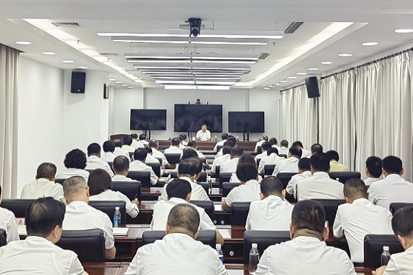 吴世民面向市政府系统党员干部宣讲党的二十届三中全会精神