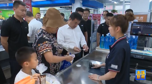 吴世民深入基层调研企业经营情况