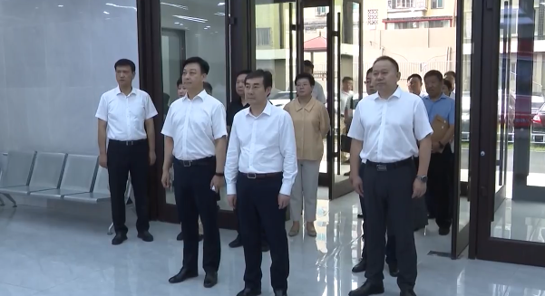 吴澜到市信访接待服务中心进行调研